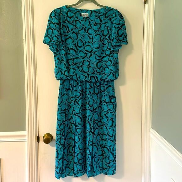 J. B. Too vintage aqua & black print blouson flutter sleeve pleat dress size 14 - Picture 1 of 9